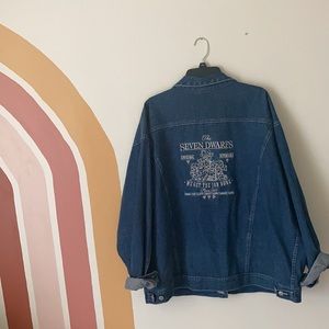 Vintage Disney embroidered denim jacket!!